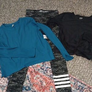 Bundle of Girls Large Old Navy Active Wear - 2 Tops & 1 Pair of Leggings